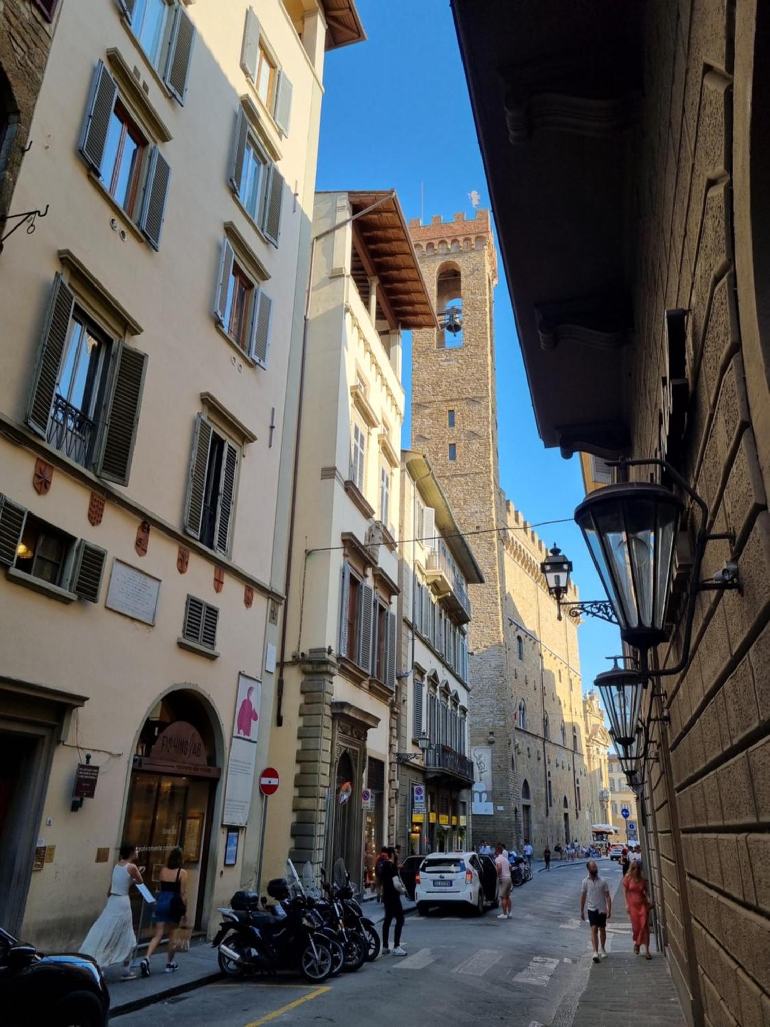 La Sede Dell'Arte Monolocale Studio E Camere In Torre Medievale Vicino A Duomo E Piazza Signoria ฟลอเรนซ์ ภายนอก รูปภาพ