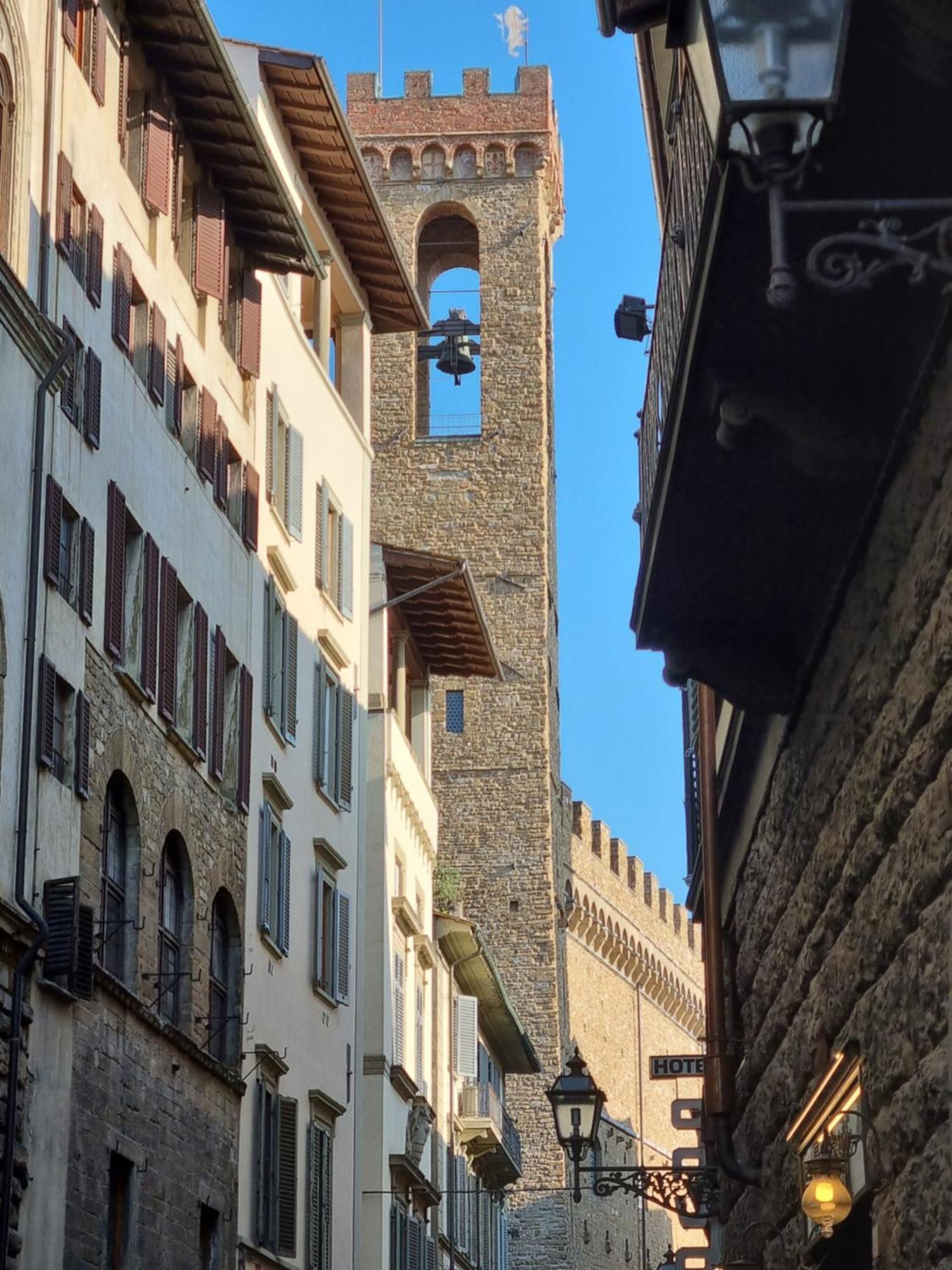 La Sede Dell'Arte Monolocale Studio E Camere In Torre Medievale Vicino A Duomo E Piazza Signoria ฟลอเรนซ์ ภายนอก รูปภาพ